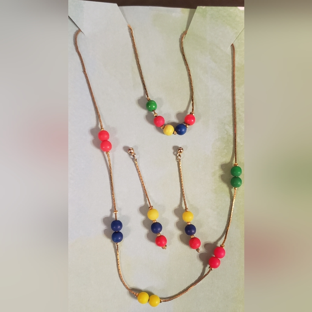 Vintage Gold  multi color beads jewelry collection